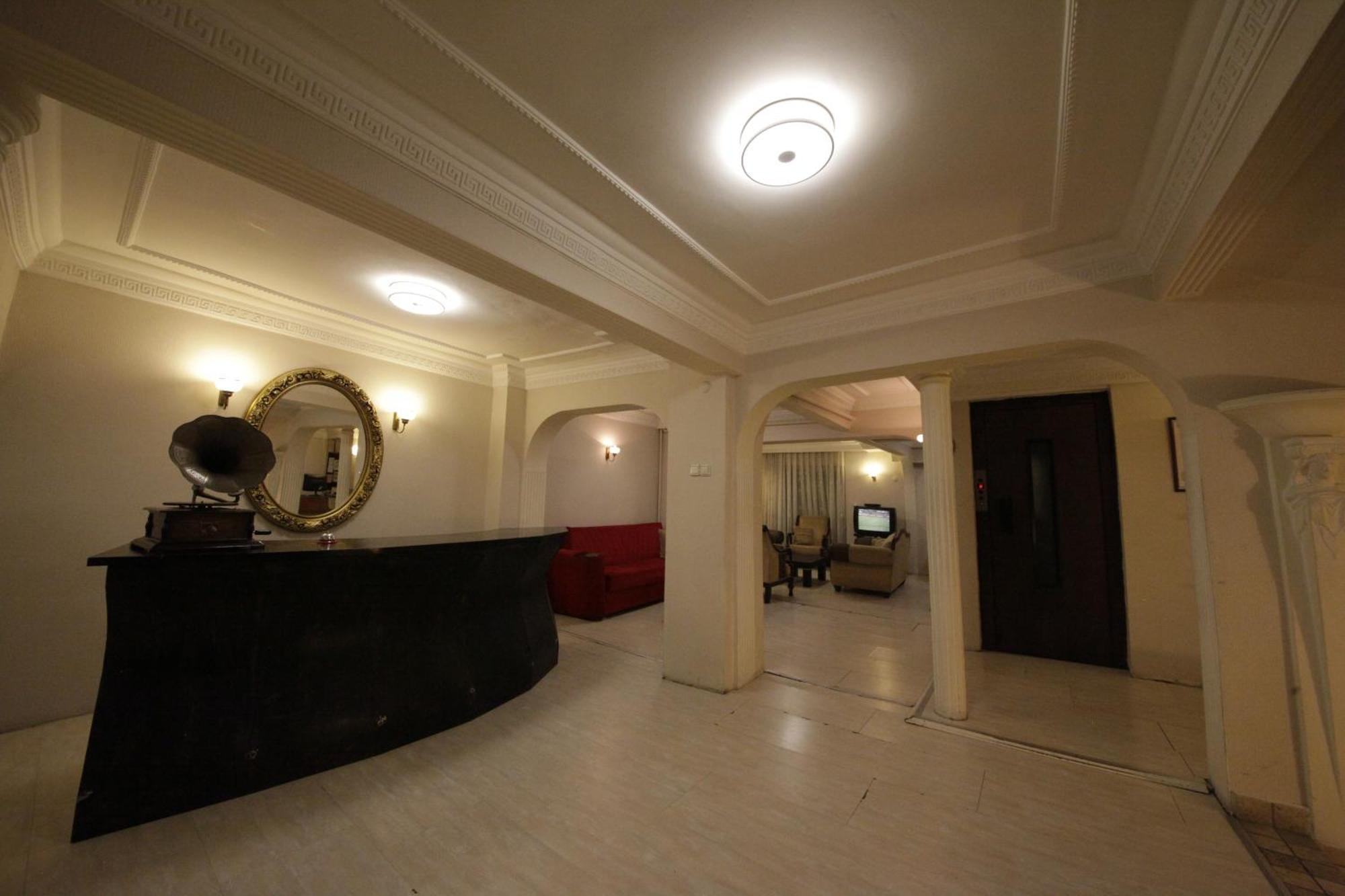 Taksim Sato Hotel Isztambul Kültér fotó