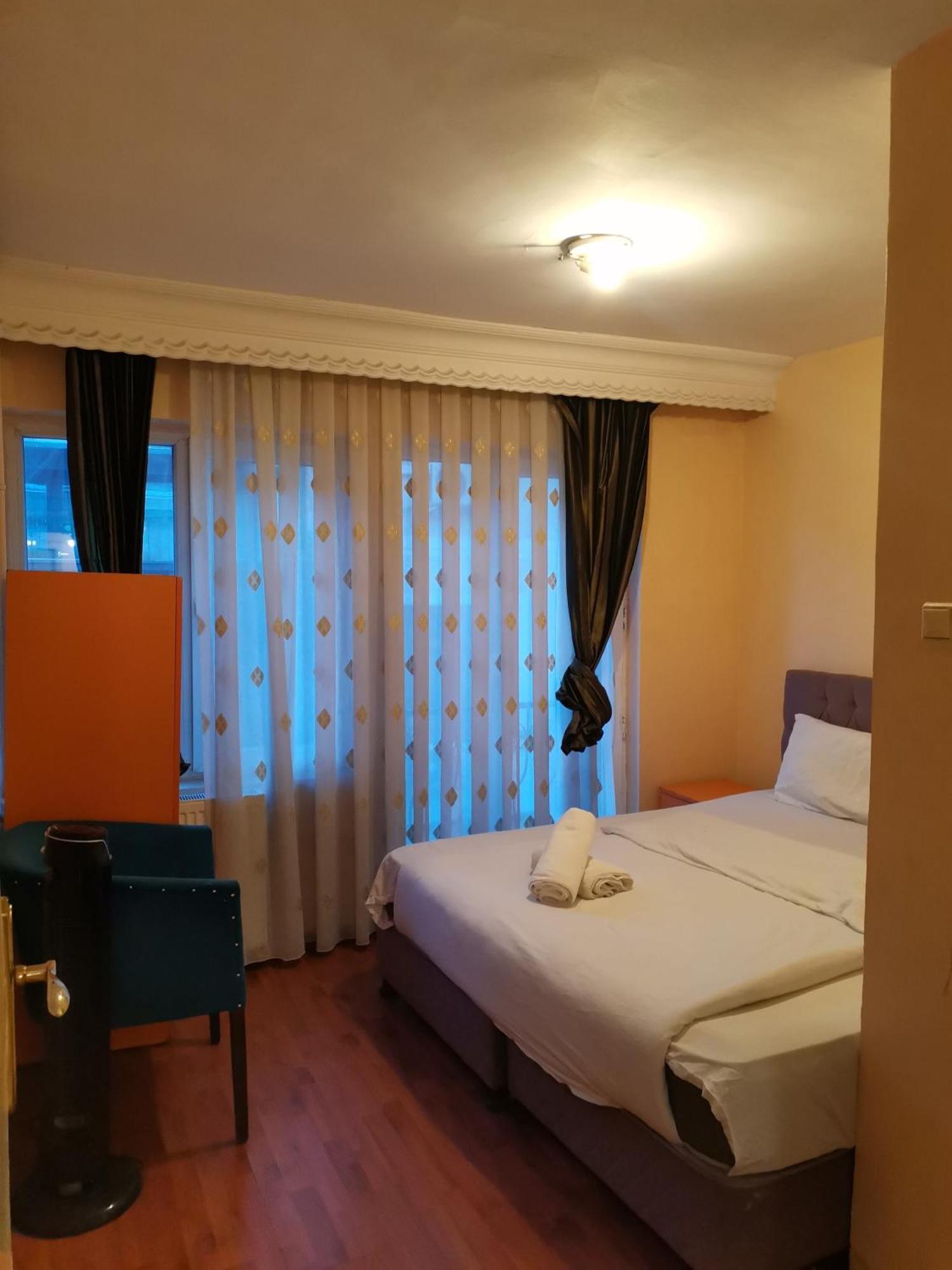 Taksim Sato Hotel Isztambul Szoba fotó